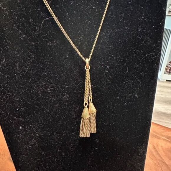 J Crew Gold Tone Fringe Tassel Chain Necklace Long Minimalist Classic - Picture 2 of 11